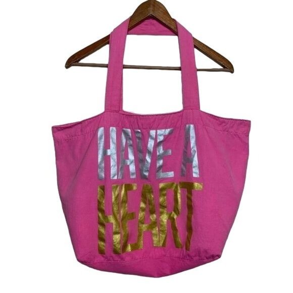 Victoria's Secret PINK Tote Bag Have A Heart Large Pink White Gold Beach Gym - Picture 1 of 10